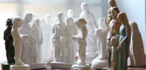 Statuettes religieuses: nouveau site pour Anne Kirkpatrick